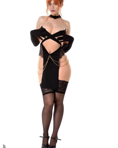 Her striptease for you - Lana Lane